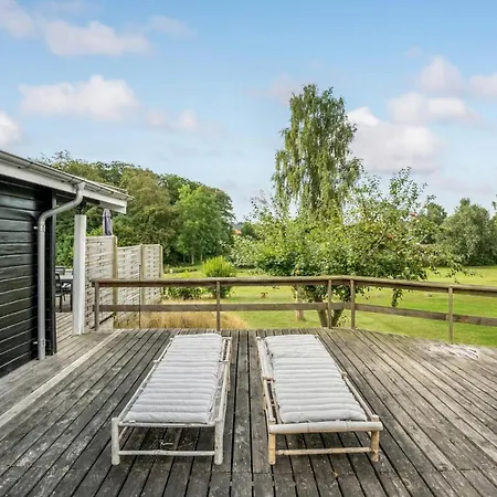 3 Bedroom Stunning In *